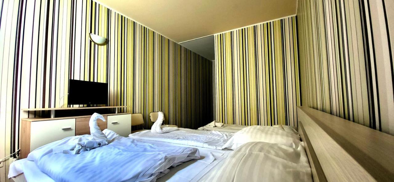 Hotel Korona Siofok Dış mekan fotoğraf