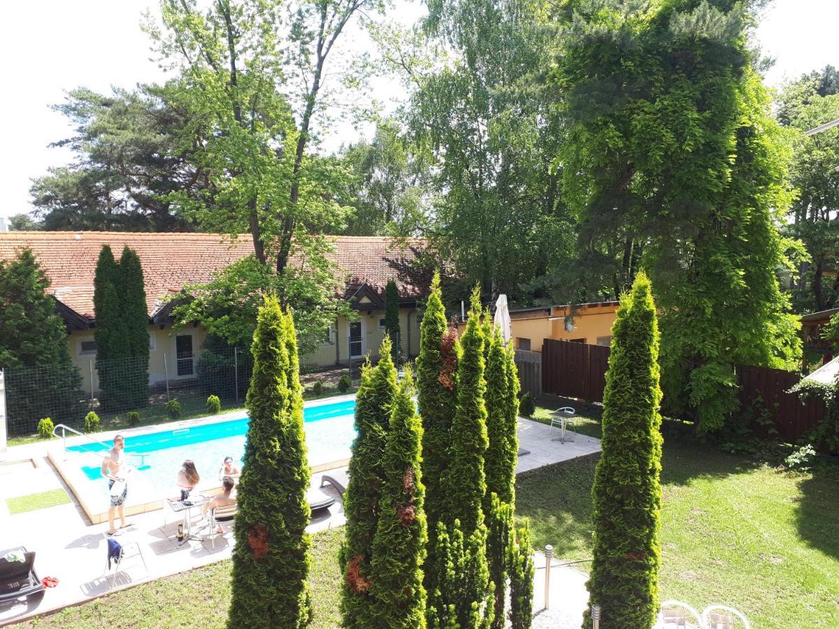 Hotel Korona Siofok Dış mekan fotoğraf