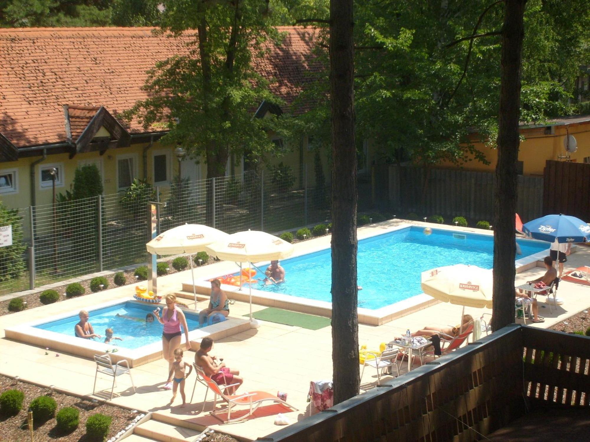 Hotel Korona Siofok Dış mekan fotoğraf