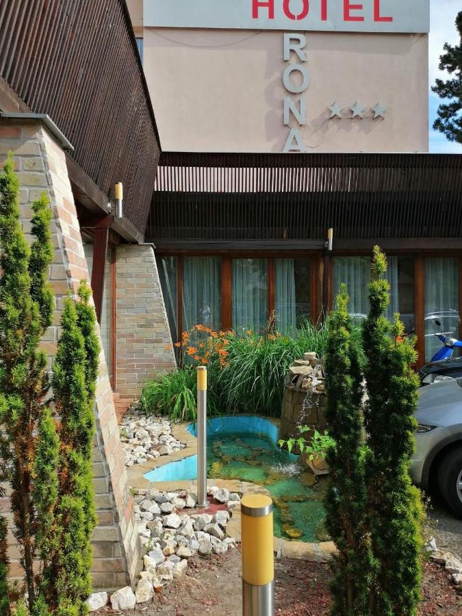 Hotel Korona Siofok Dış mekan fotoğraf