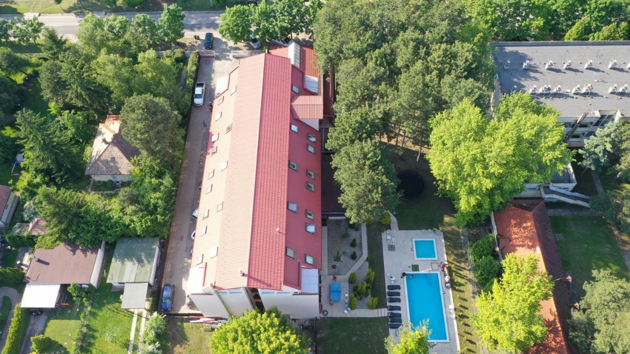 Hotel Korona Siofok Dış mekan fotoğraf