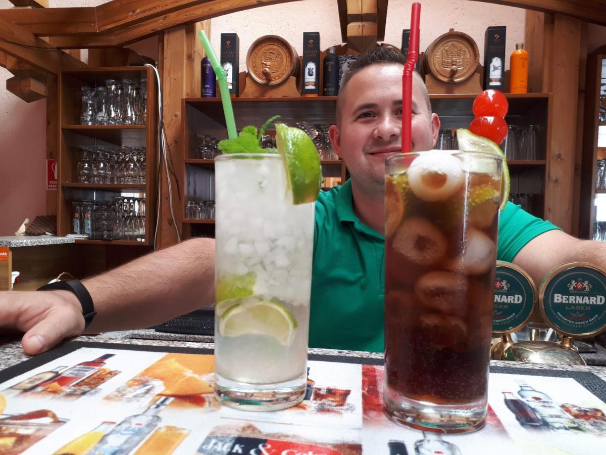 Hotel Korona Siofok Dış mekan fotoğraf